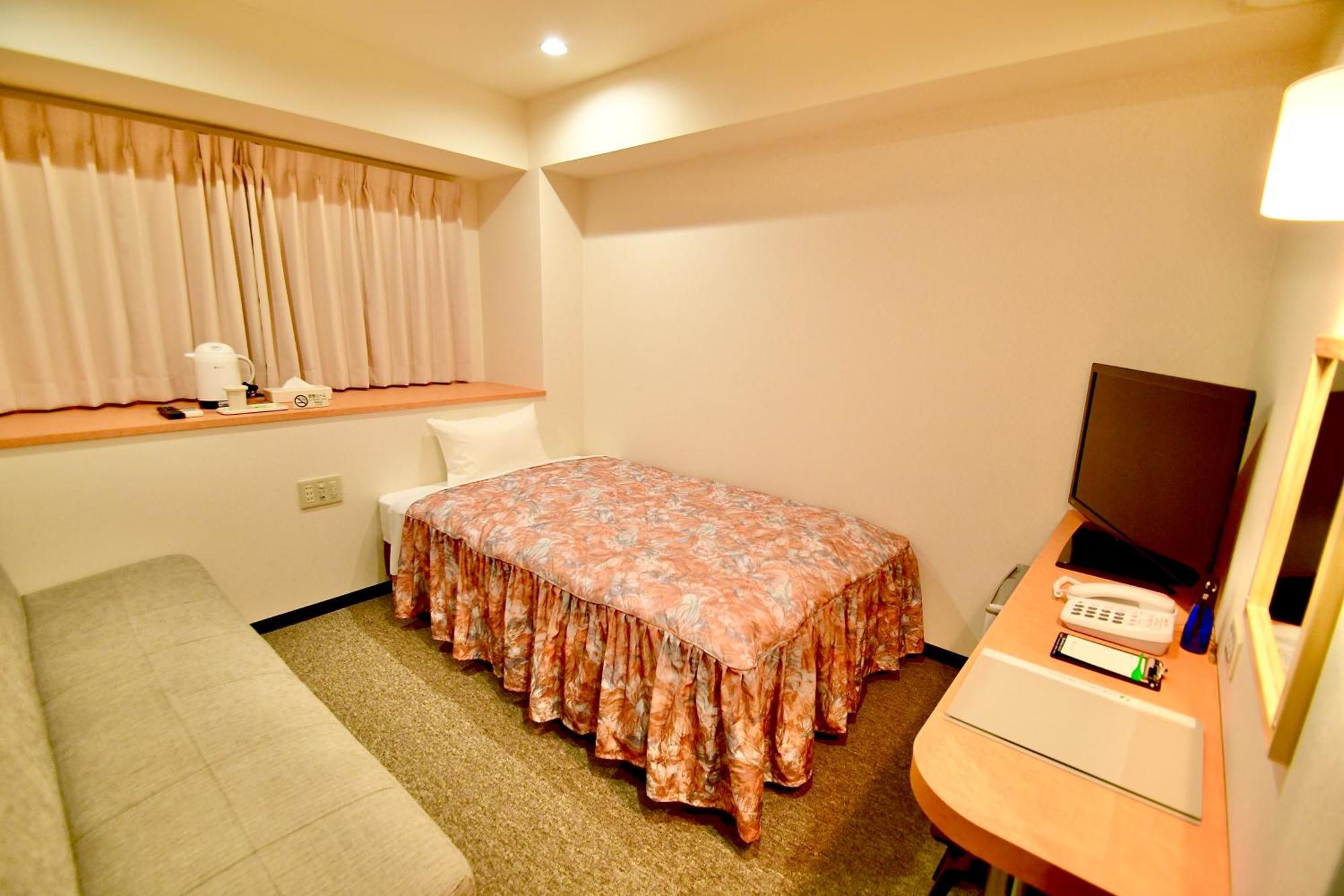 Himeji Ekimae Universal Hotel Minamiguchi Luaran gambar
